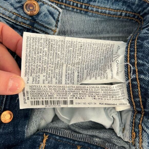 Zara high waisted button fly slit leg frayed hem size 2 - Picture 10 of 12